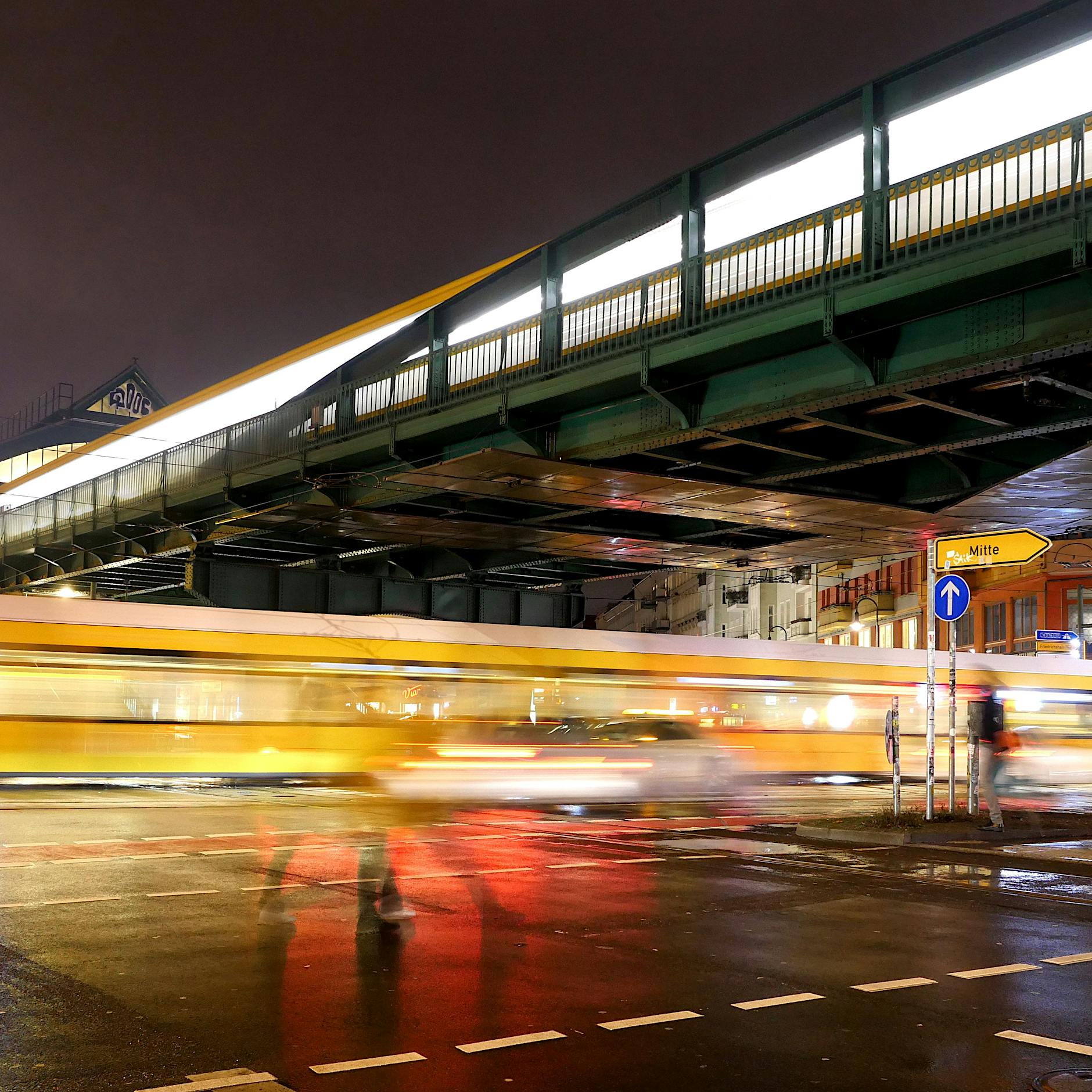 Fünfmal zum Mond und zurück – so viele Kilometer fielen bei der BVG aus