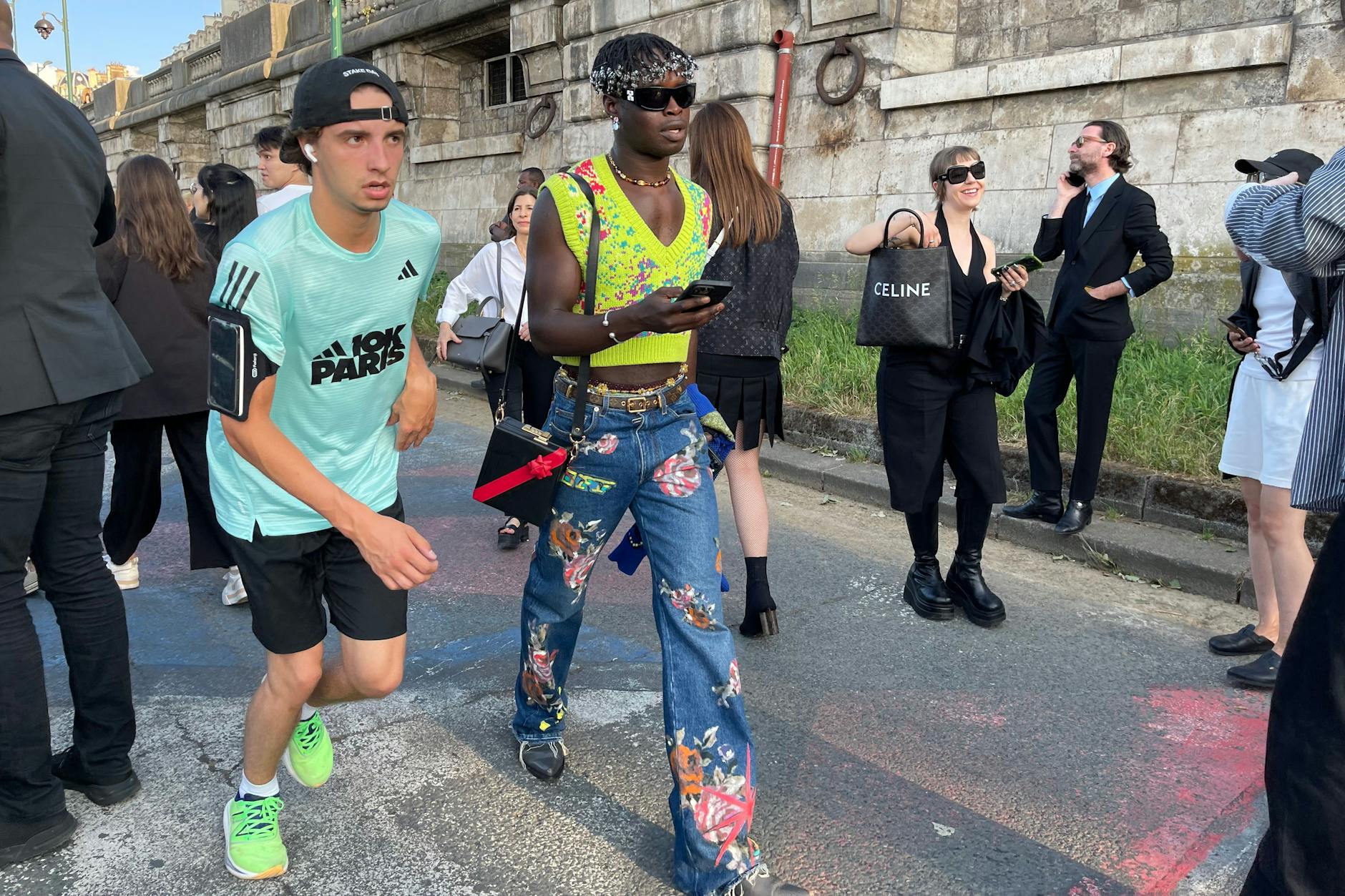 Was hat der Jogger denn hier zu suchen?