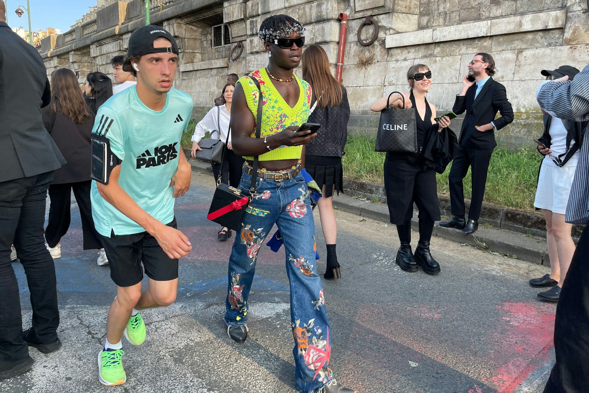 Was hat der Jogger denn hier zu suchen?