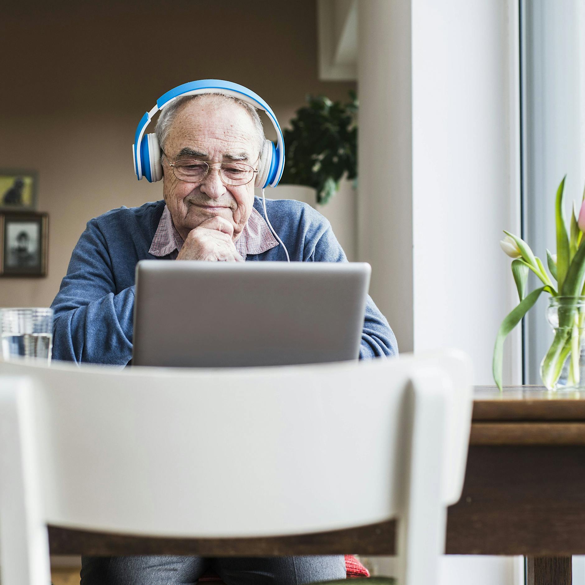 Internet? Verstehen die Alten doch eh nicht, oder?