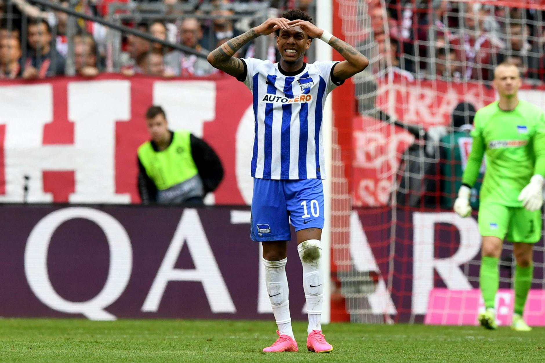 Djanga Boetius hat nur sechs Tage nach seiner Kündigung bei Hertha BSC einen neuen Verein in Aussicht: PAOK Saliniki.