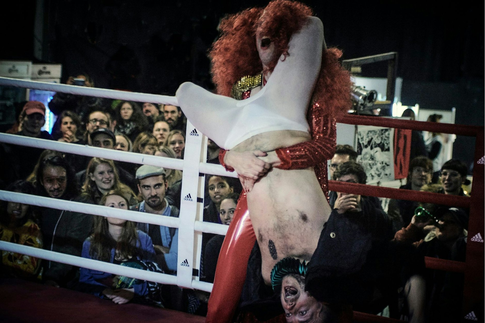 Wrestling bringt Spaß – besonders, wenn man es nicht zu ernst nimmt, wie beim „Ghetto Wrestling “ in Neukölln.