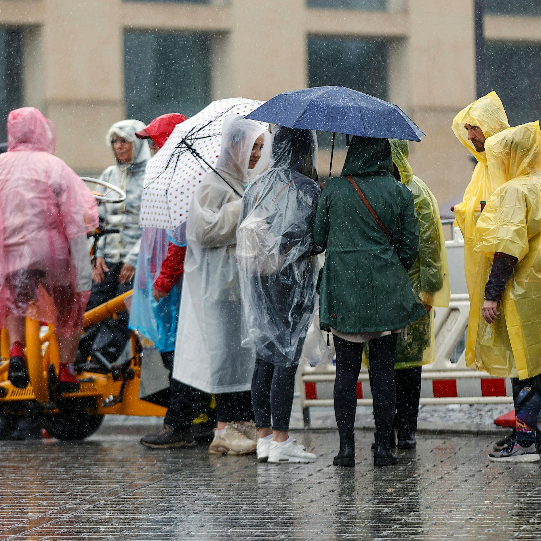 Starkregen in Berlin: Feuerwehr ruft Ausnahmezustand aus