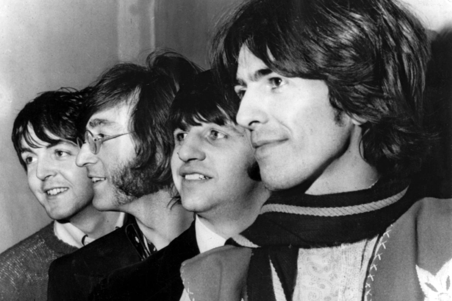 Der letzte Beatles-Song „Now and then“ ist an der Spitze der deutschen Charts angekommen. 