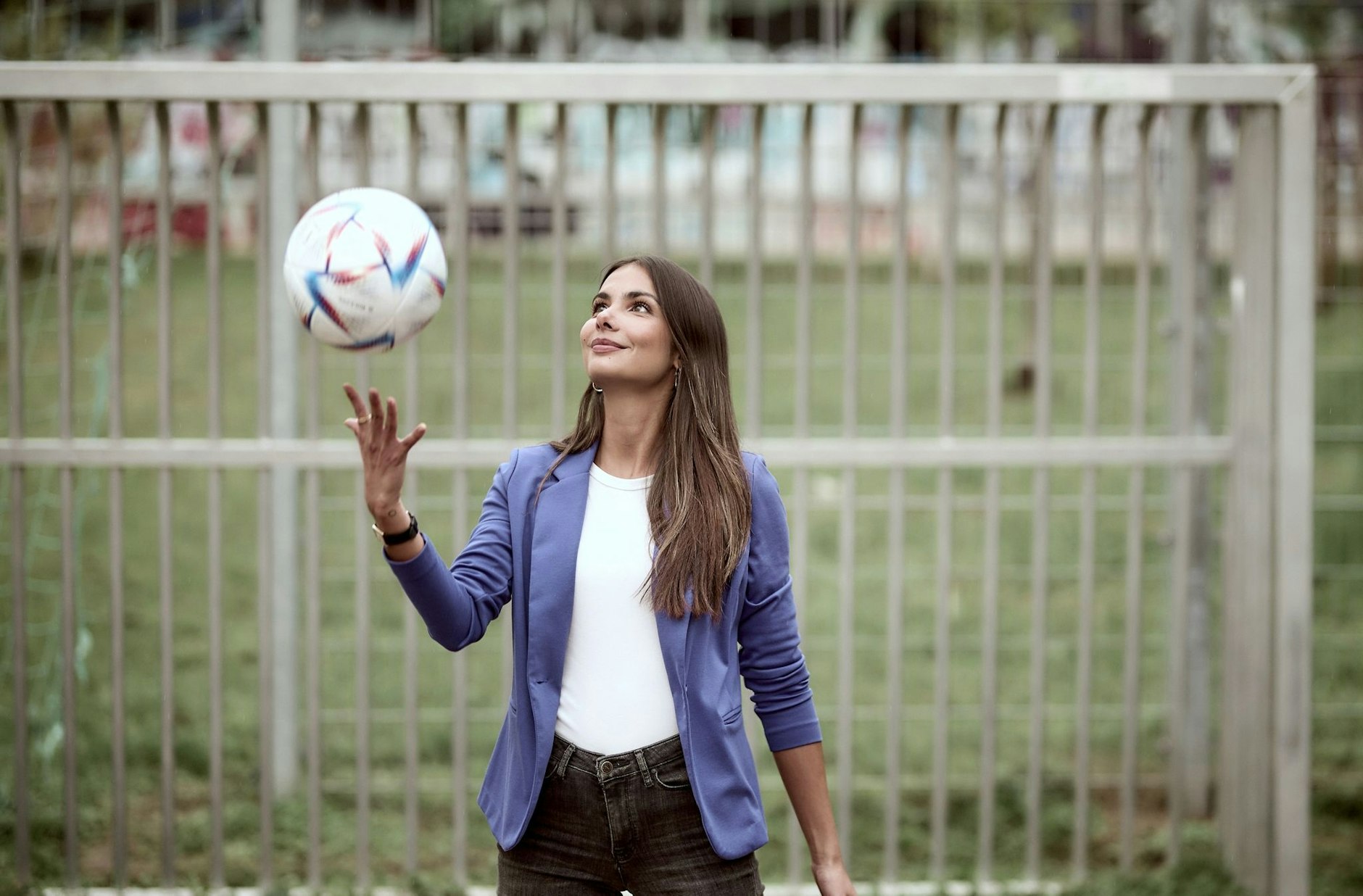 HANDOUT - Moderiert künftig die ARD-Sportschau: Lea Wagner.  