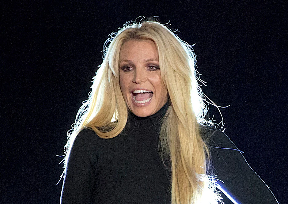 ARCHIV - Britney Spears steht auf der Bühne vom Park MGM Hotel-Casino in Las Vegas  