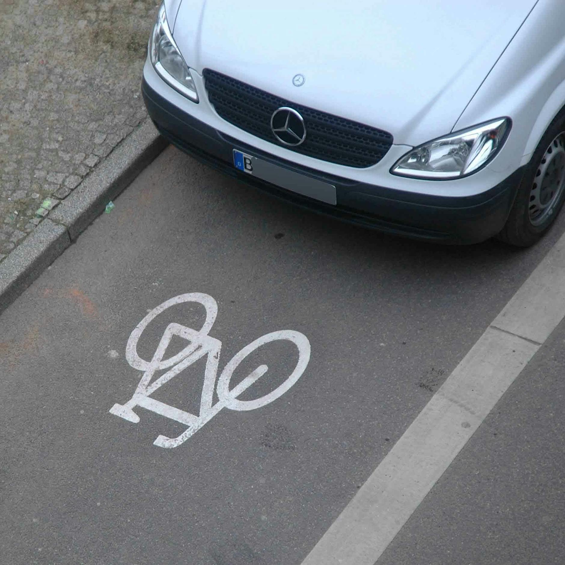 Was ich heute morgen auf der Brückenstraße erlebte, als ich einen Falschparker ansprach