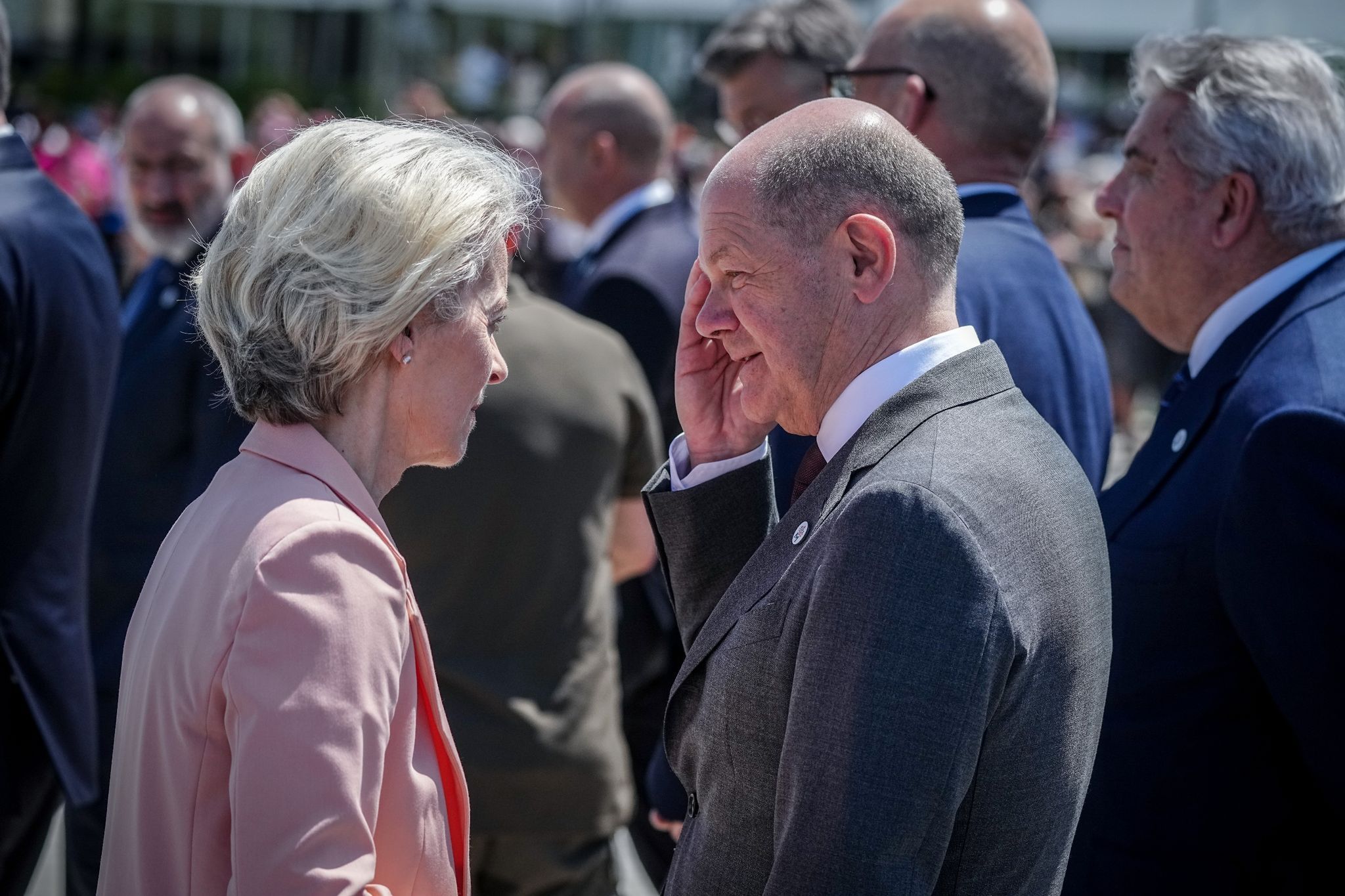 Eingefrorene russische Milliarden: Deutschland verhindert Überweisung an Ukraine