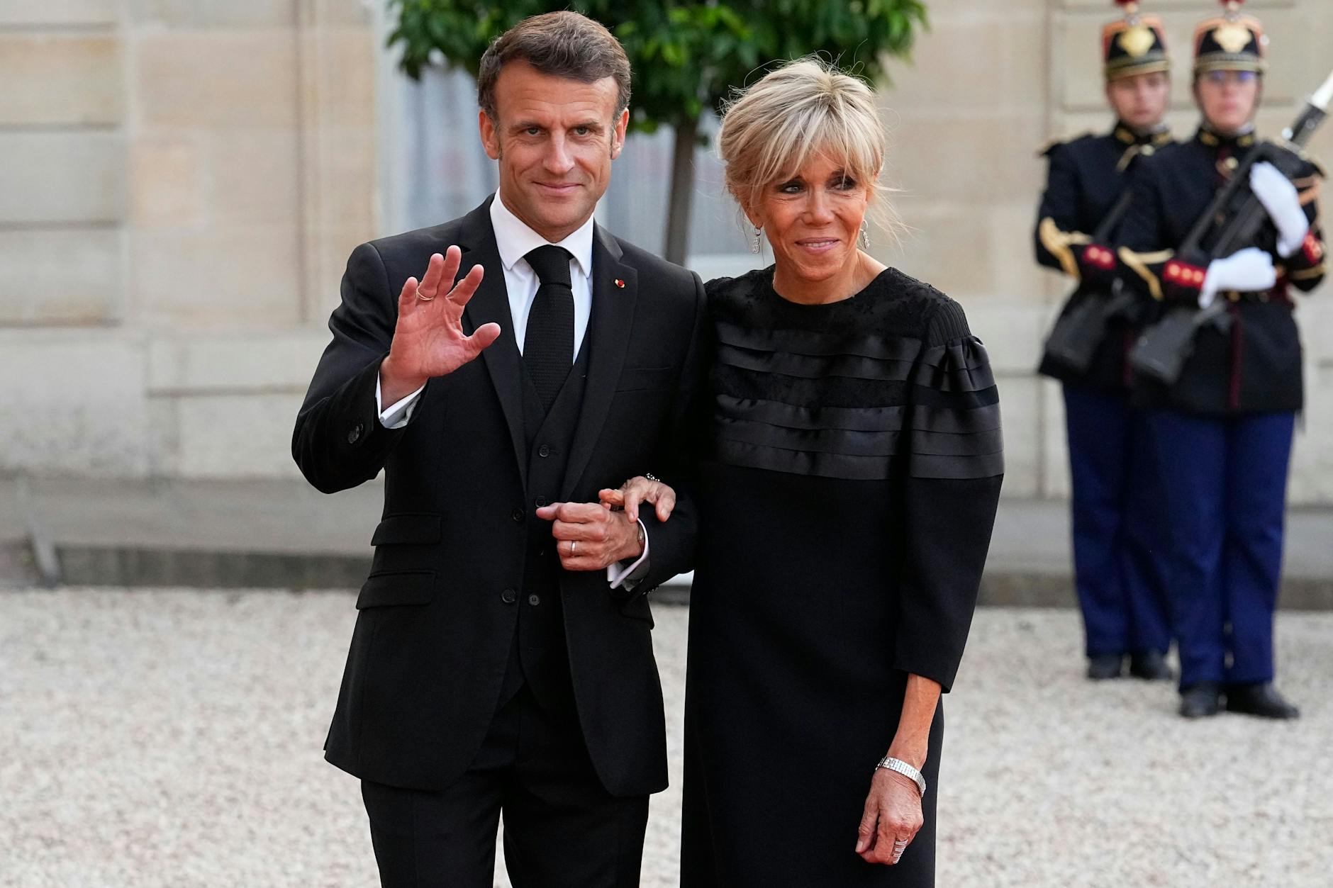 Französischer Staatsbesuch: Auch nach Berlin kommen Brigitte und Emmanuel Macron kommende Woche. 