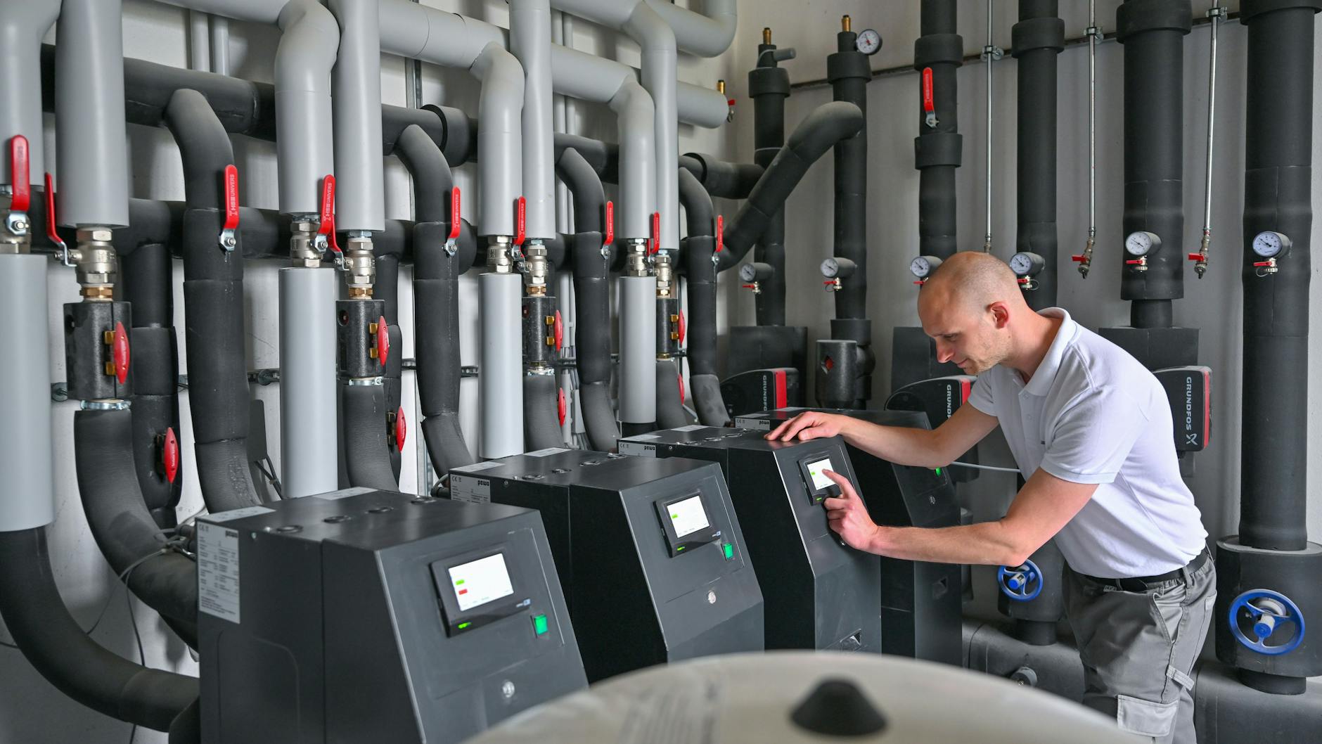 Nach wochenlangen Debatten einigte sich die Ampelkoalition nun auf eine Grundlinie zum Heizungsgesetz.