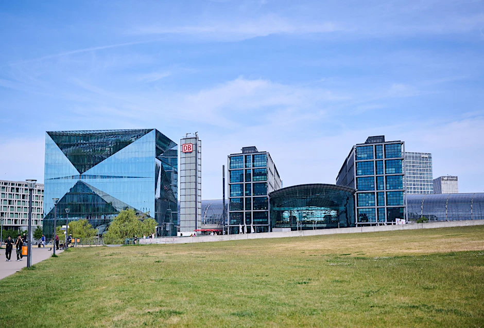 ARCHIV - Hauptbahnhof Berlin.  