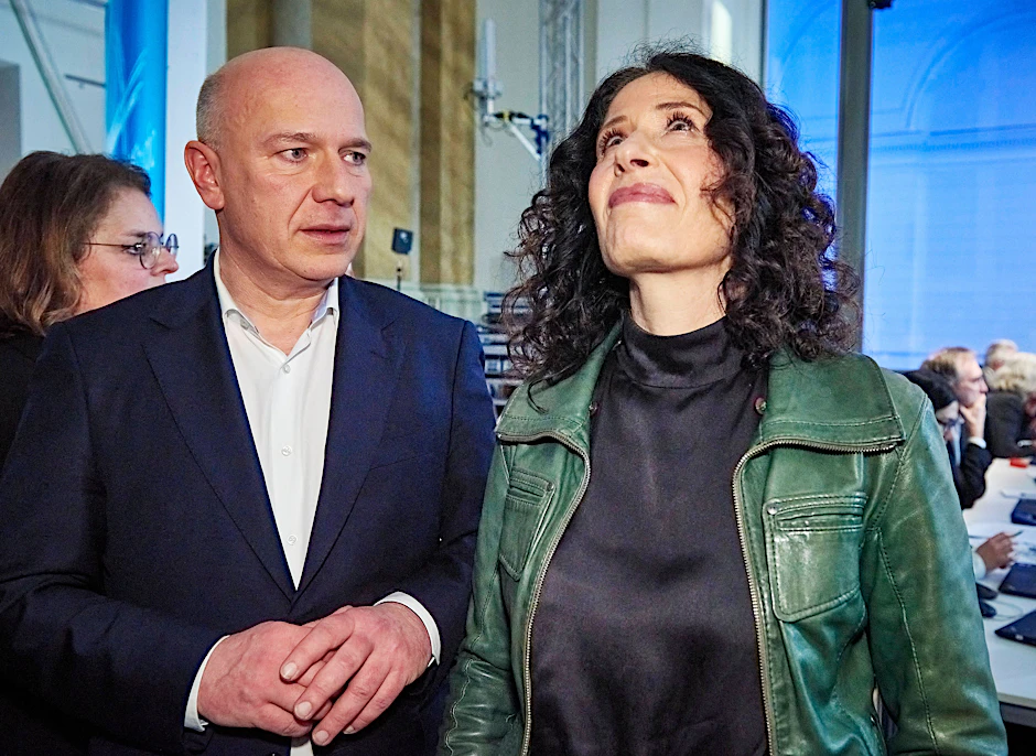 Berlins Regierender Bürgermeister Kai Wegner (CDU) rechnet mit der Politik von Ex-Mobilitätssenatorin Bettina Jarasch (Grüne) ab.
