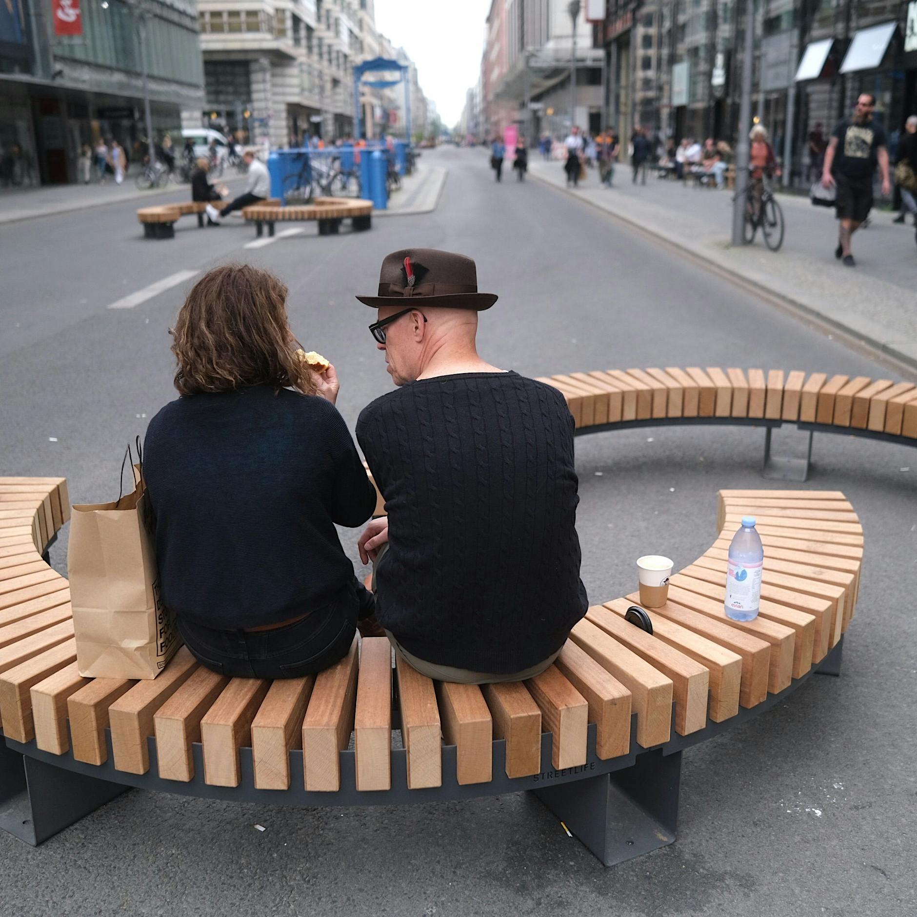 Friedrichstraße: Das Verkehrsexperiment kostete fast drei Millionen Euro