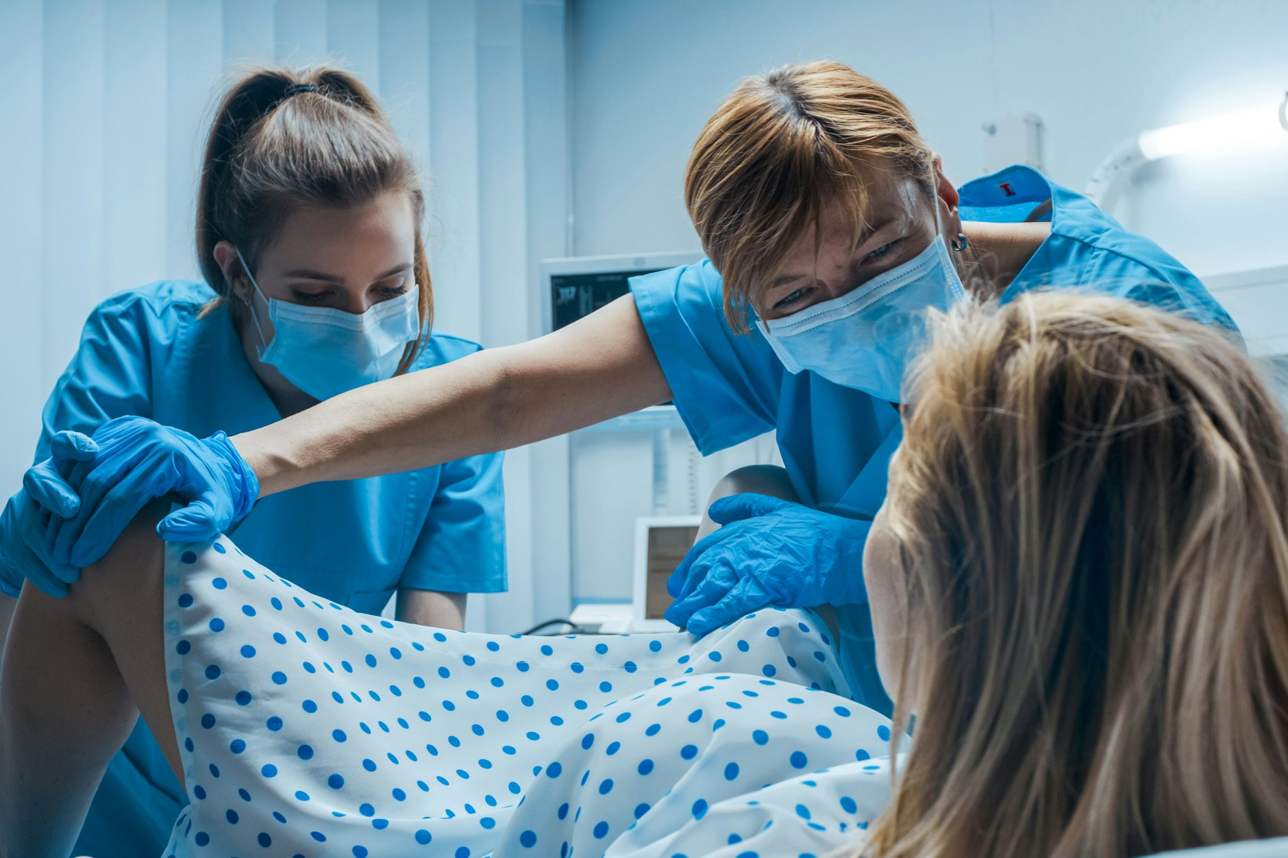 Hebammen in Deutschland sind fast ausschließlich weiblich. Nur 23 Männer üben den Beruf hierzulande aus.