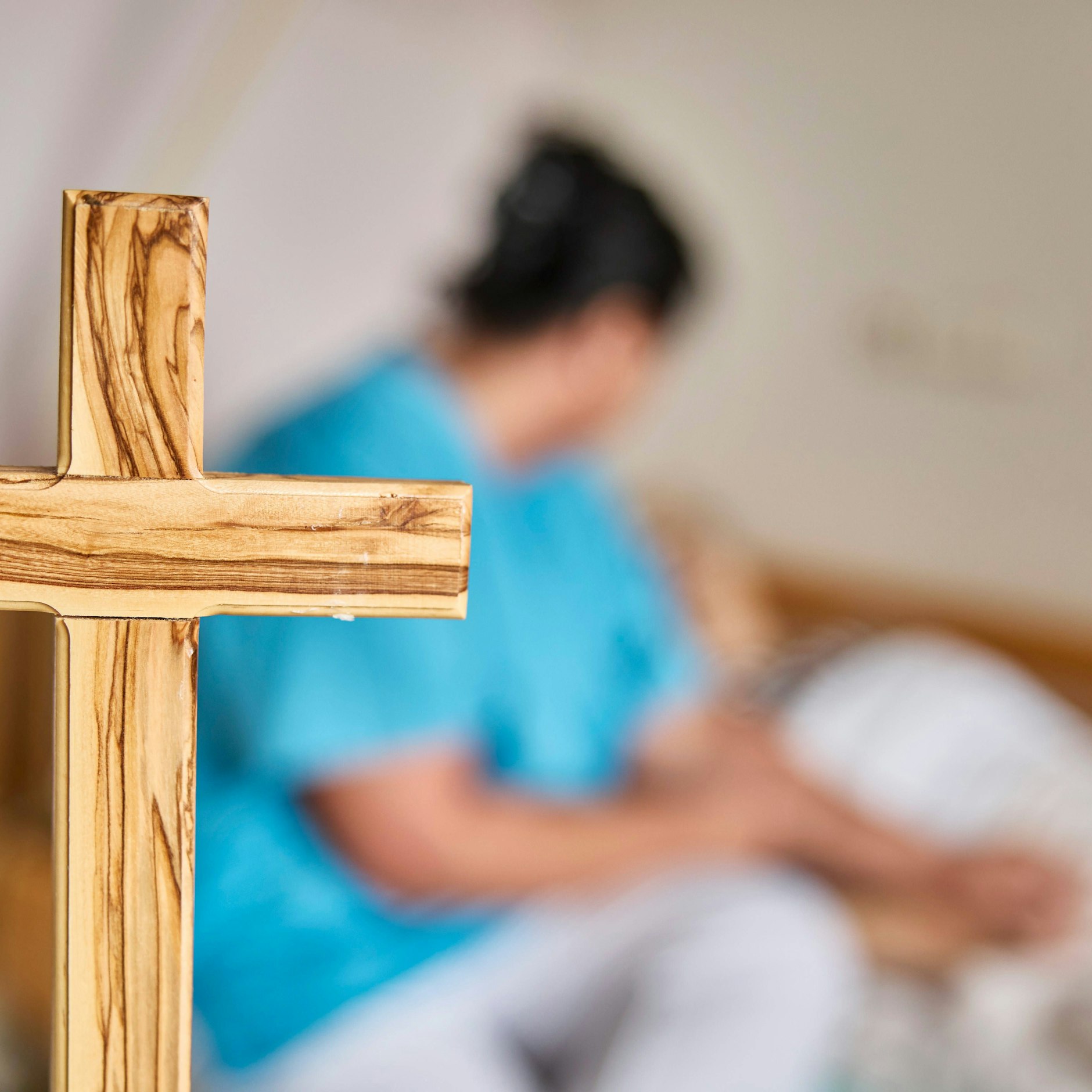 Irgendwann ist der letzte Atemzug genommen, der Mensch ist gestorben.