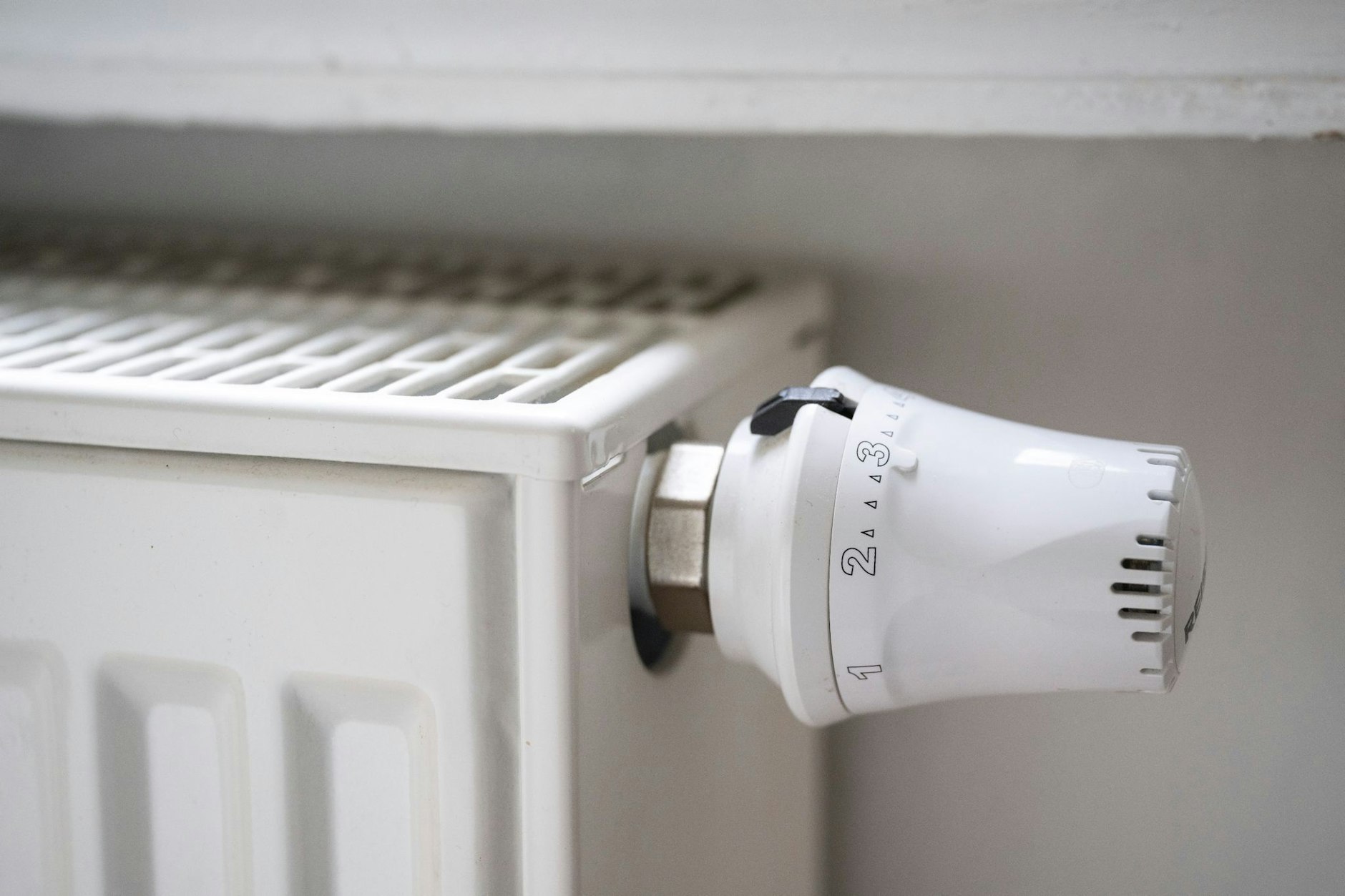 ARCHIV - Die Ampel strebt an, dass das Gebäudeenergiegesetz - das sogenannte Heizungsgesetz - noch vor der Sommerpause, die nach dem 7. Juli beginnt, vom Bundestag verabschiedet wird.  