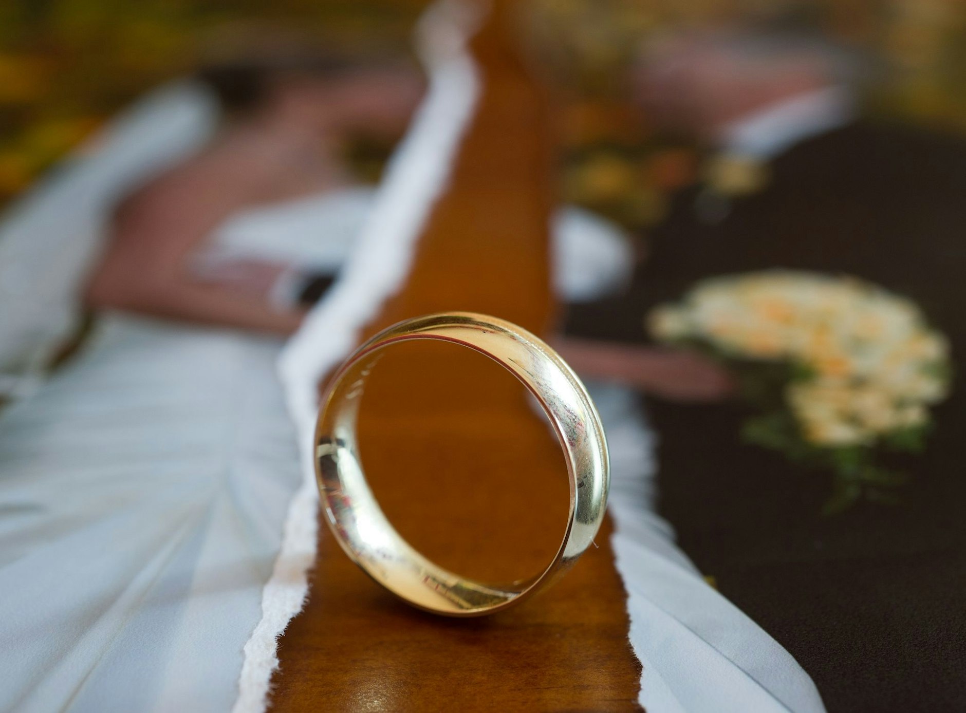 ARCHIV - Im vergangenen Jahr wurden rund 137.400 Ehen durch richterlichen Beschluss getrennt.  