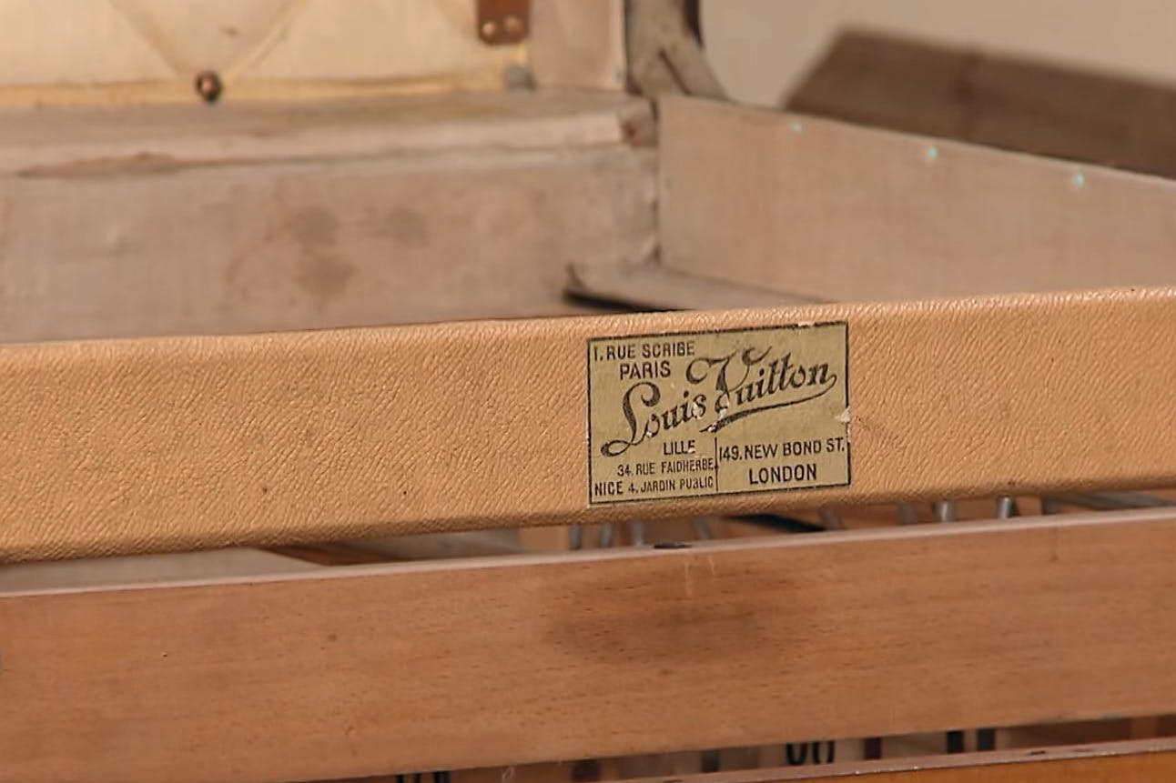 Das Schild, das den Preis bei den „Bares für Rares“-Händlern so richtig in die Höhe treibt.