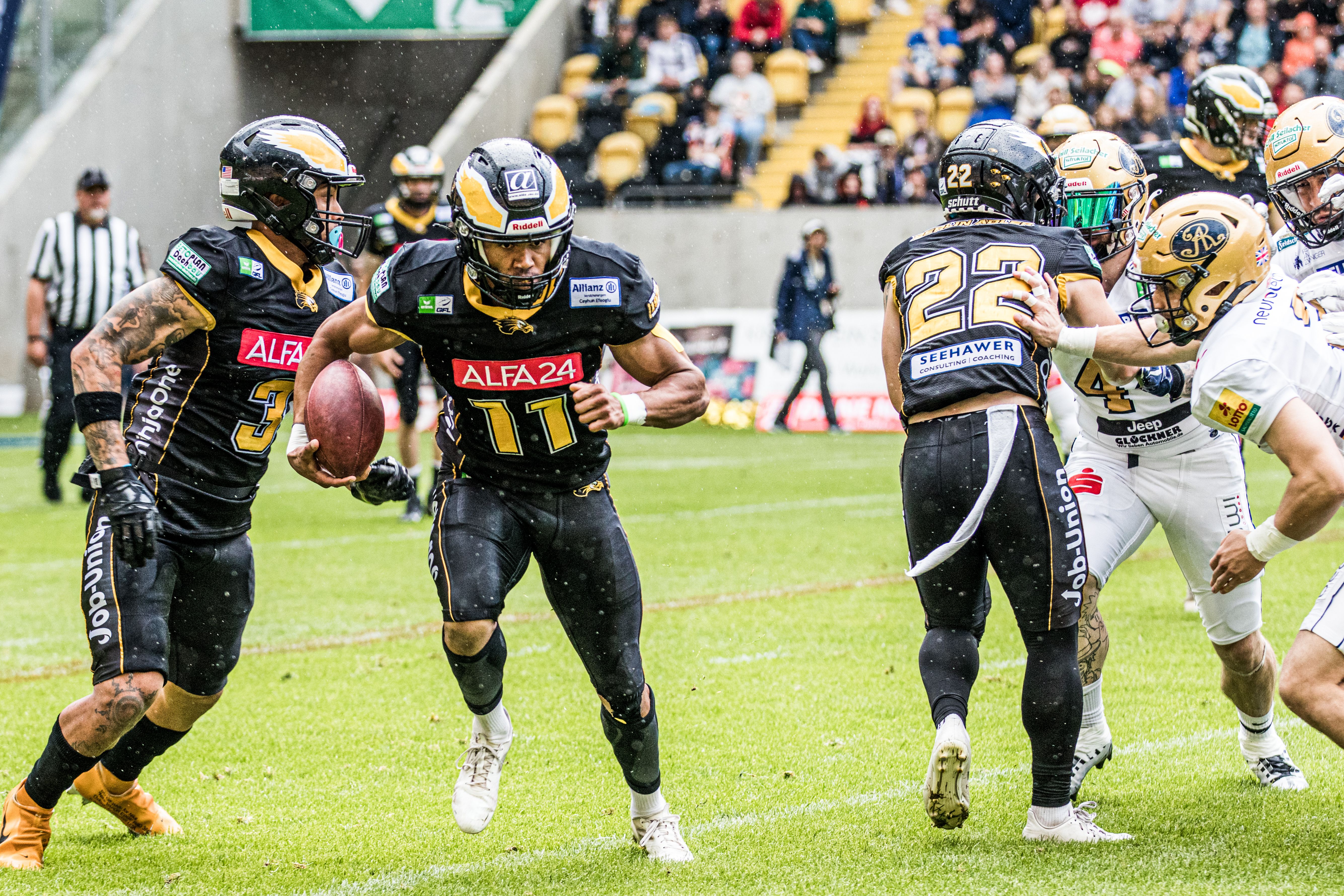 Image - Footballer und Model: Adler-Profi Maylan Bacher hat sich in Berlin durchgekämpft