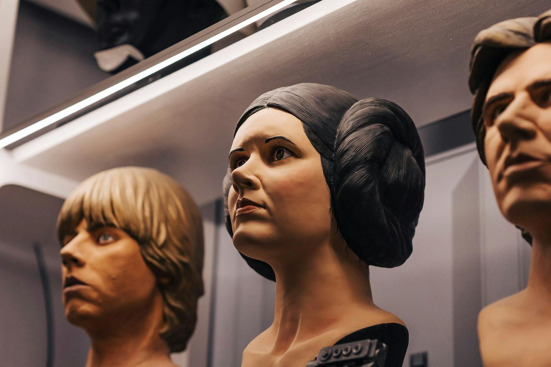 Die „Star Wars“-Filme sind weltweit beliebt. Trotzdem fand sich bei einer Auktion kein Bieter für ein Kostüm. 