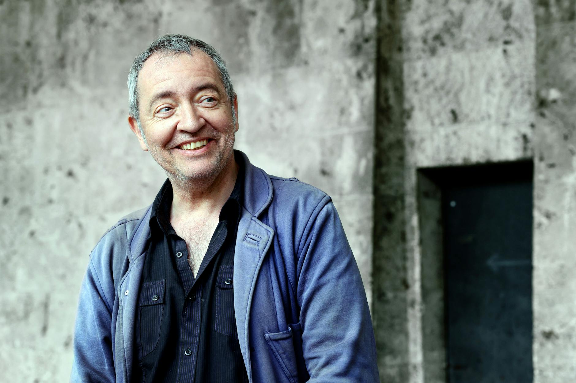 Rainald Grebe tritt am 29. Juli in der Waldbühne auf.