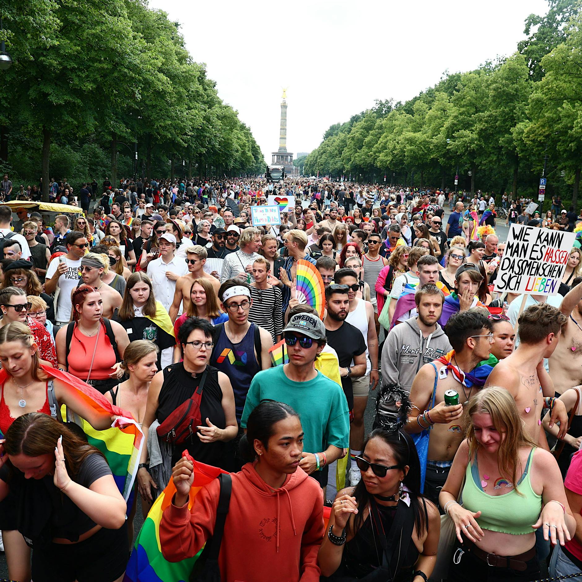 Berliner CSD-Skandal: Muss der Verein rund 178.000 Euro an eine Eventagentur zahlen?