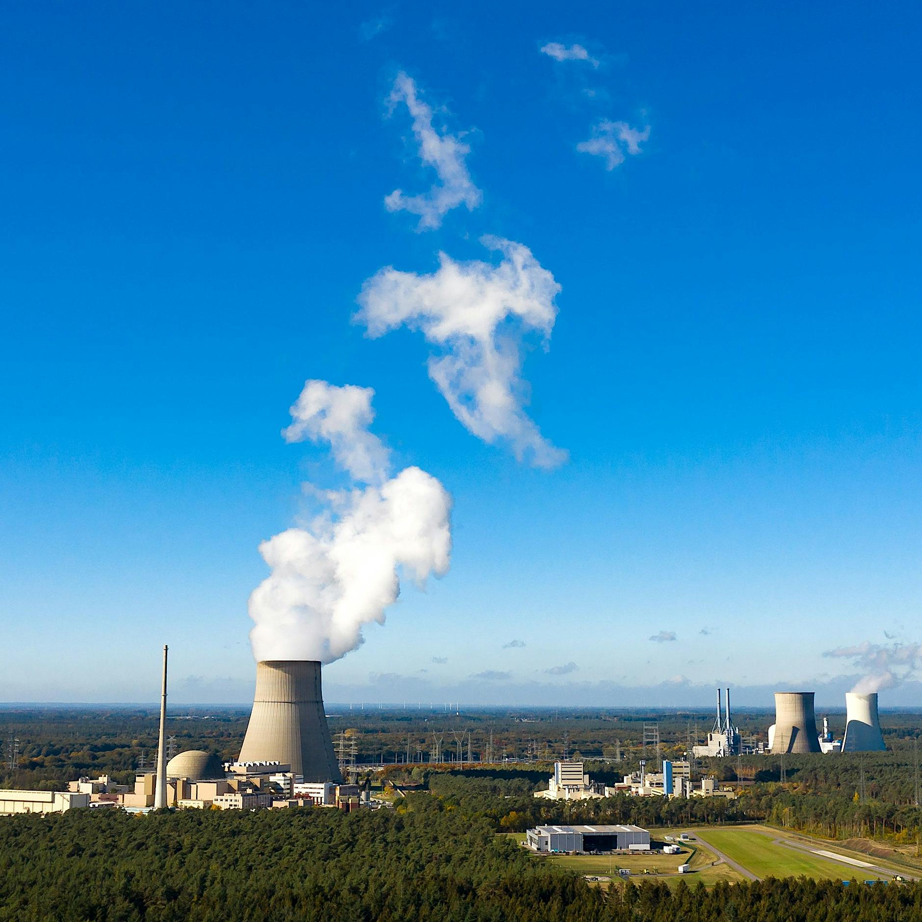 Erlebt die Atomkraft eine Renaissance? Dahinter stehen auch militärische Interessen