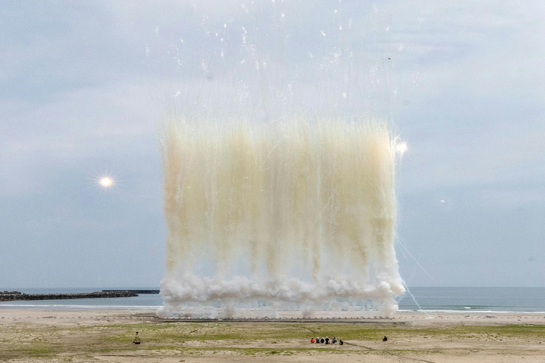 Dieses Element nennt Cai Guo-Qiang „weiße Welle“.