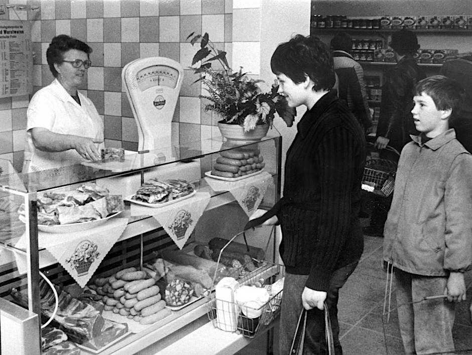 Aluchips wurden im Konsum benutzt - wer aber Bückware wollte, musste in der DDR Glück und Beziehungen haben.