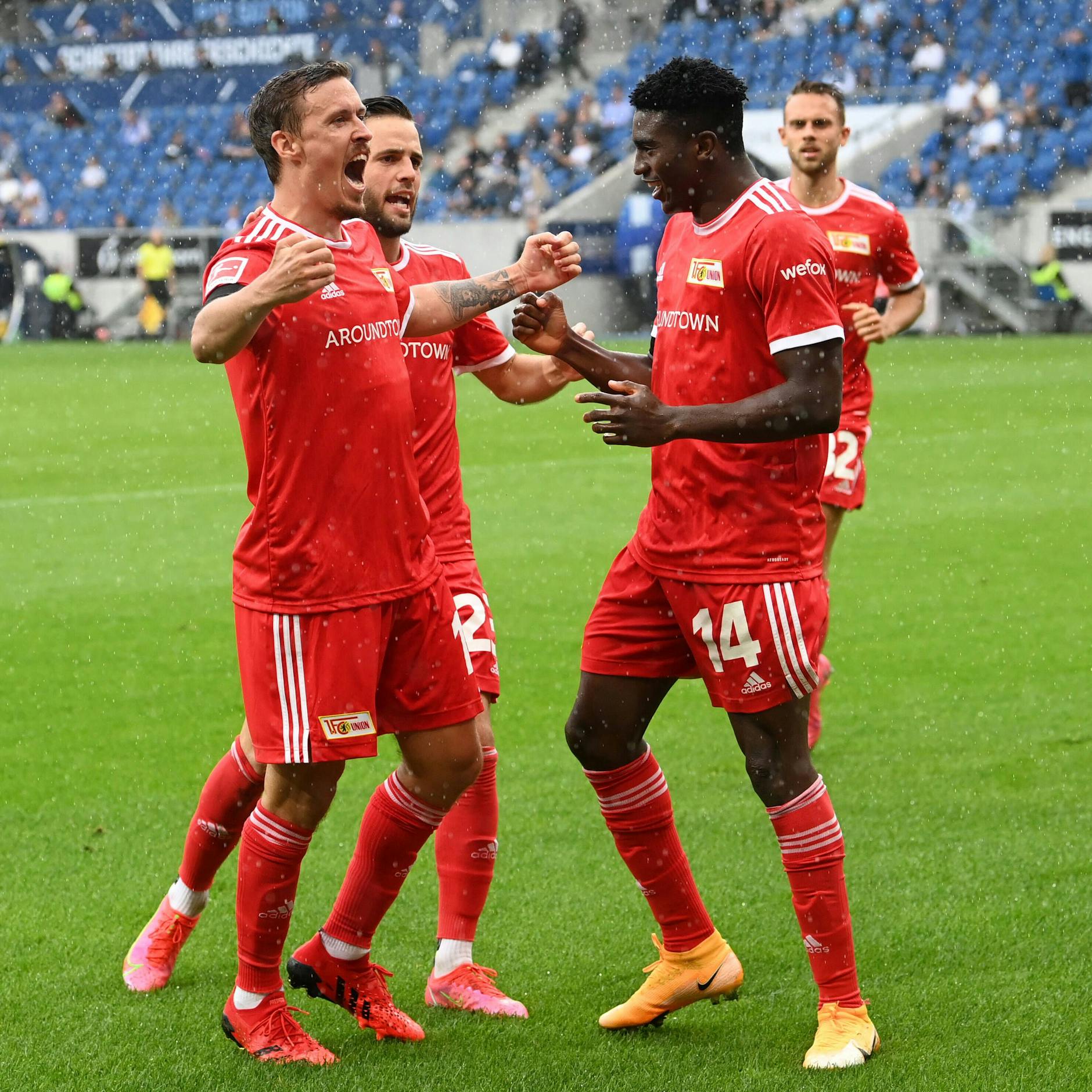 Max Kruse (l.) und Taiwo Awoniyi bildeten beim 1. FC Union ein starkes Gespann.