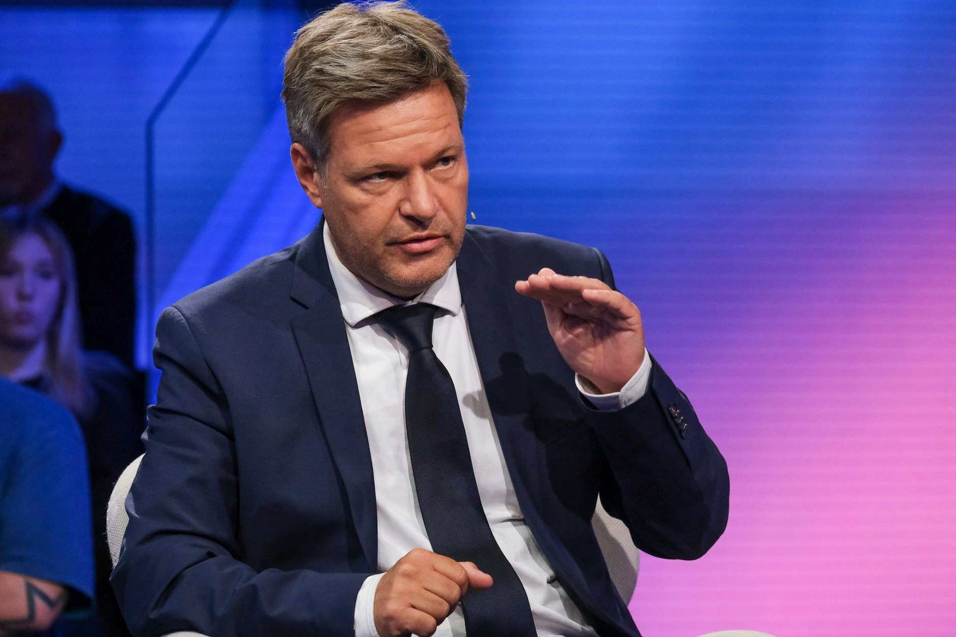 Bundeswirtschaftsminister Robert Habeck zu Gast in der Talkshow „Maischberger“
