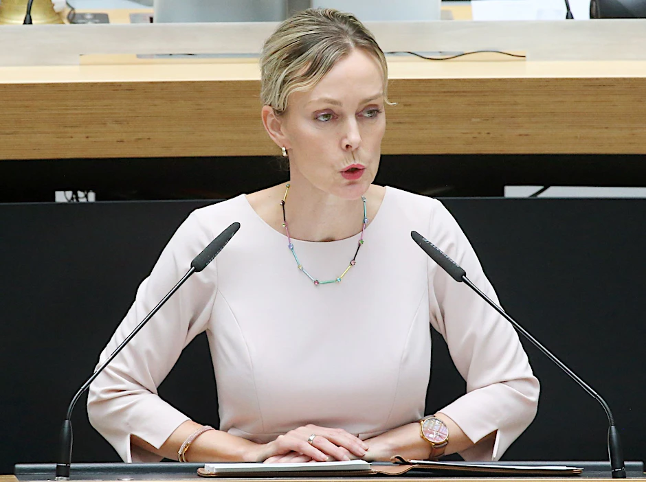 Manja Schreiner (CDU), Senatorin für Umwelt, Verkehr und Klimaschutz.
