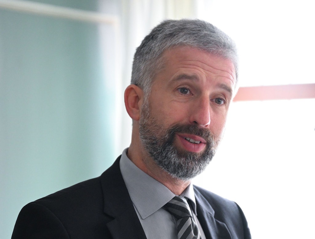 Der neue Palmer Viel Grau und ein Bibelzitat