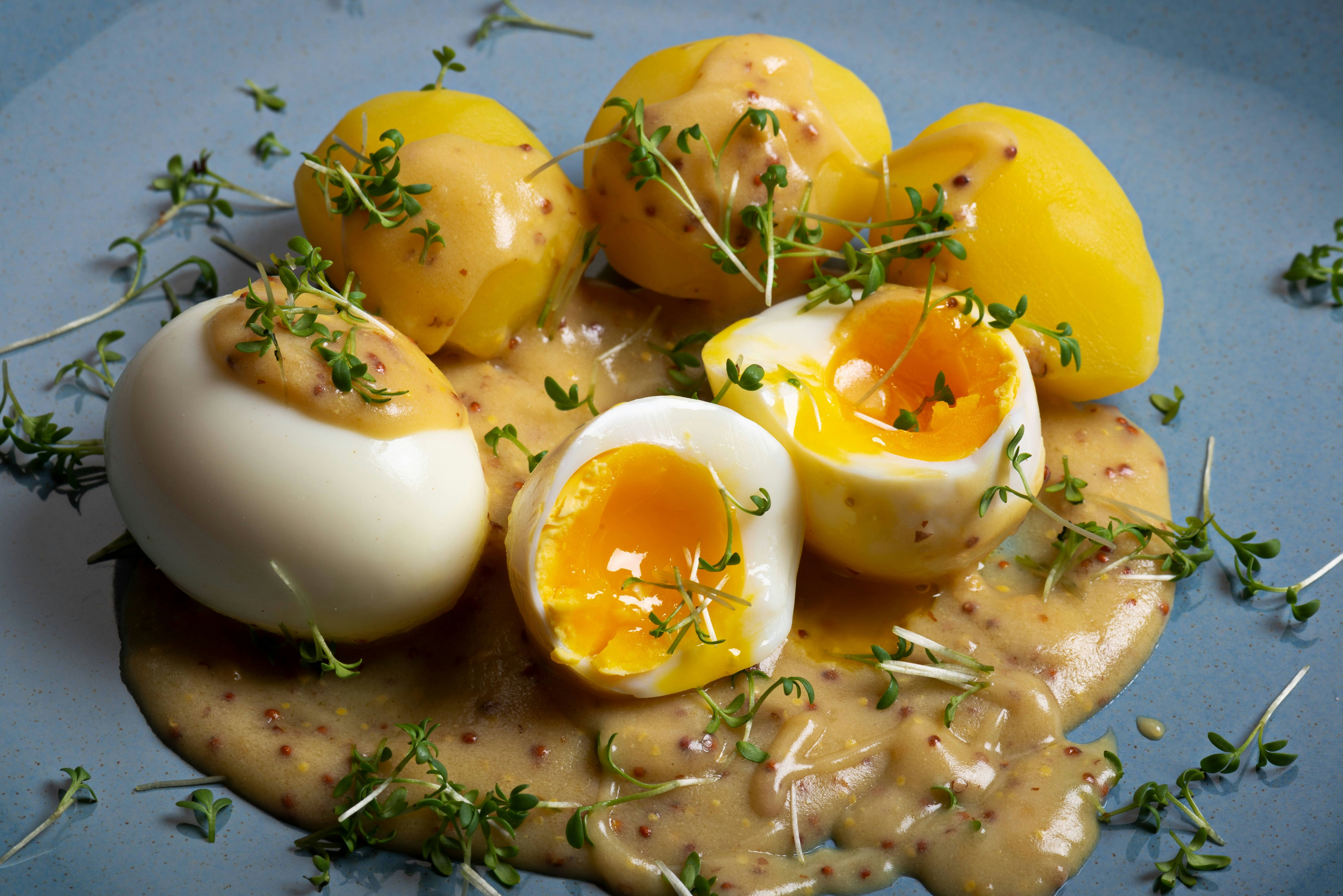 Für Freunde deftiger Küche: Einfaches Rezept für überbackene Zucchini Für Freunde deftiger Küche: Einfaches Rezept für überbackene Zucchini