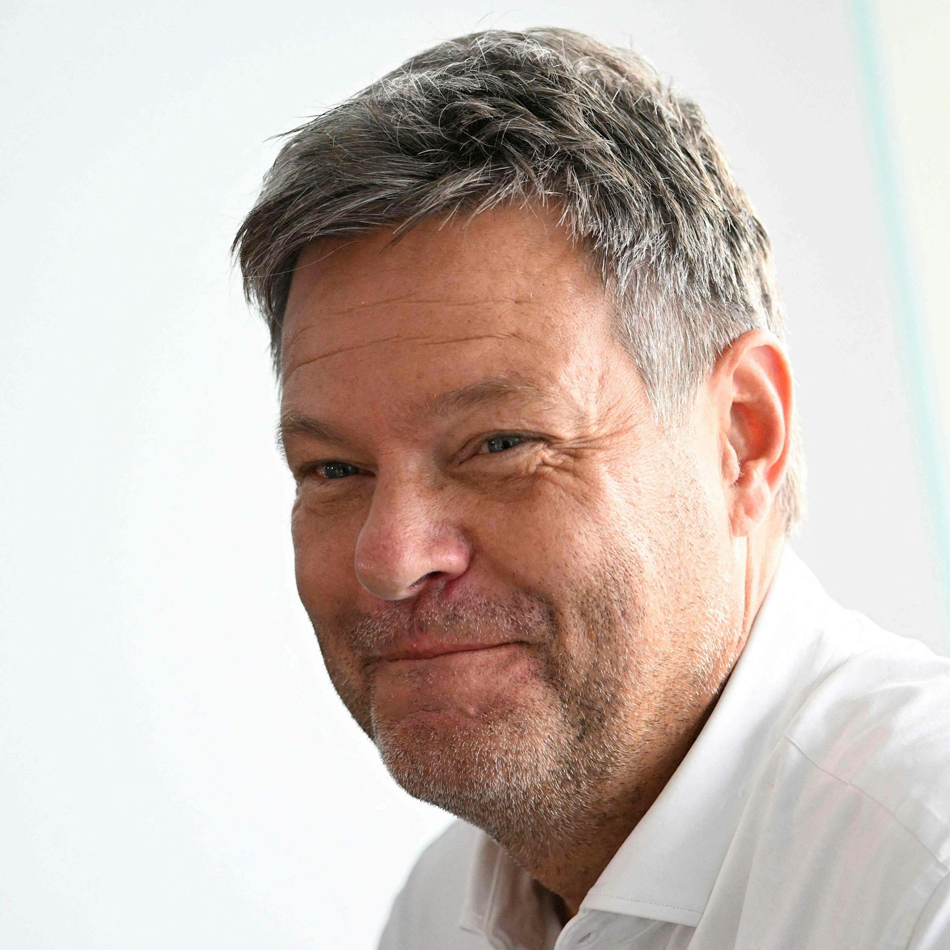 Neuer Habeck-Plan: Krankenkassenbeiträge auf Zinsen und Dividenden