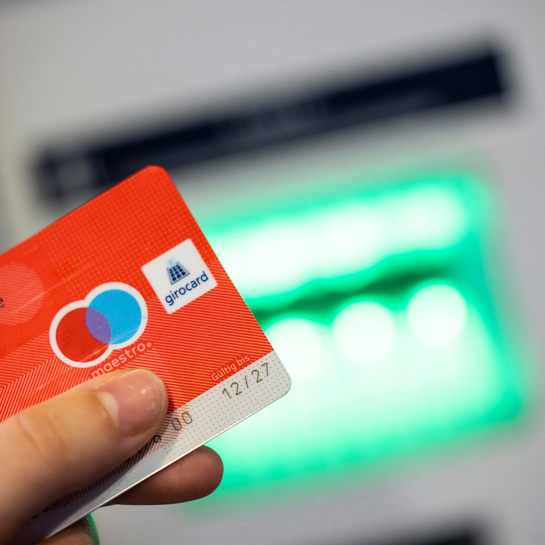 E-Rezept, Deutsche Post, Maestro: Das ändert sich im Juli