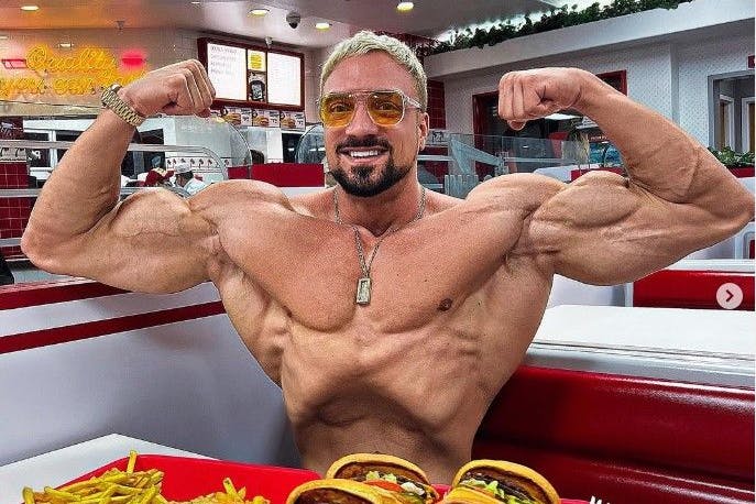 Johannes „Joesthetics“ Lindner war einer der bekanntesten deutschen Fitness-Influencer. Er wurde nur 30 Jahre alt.