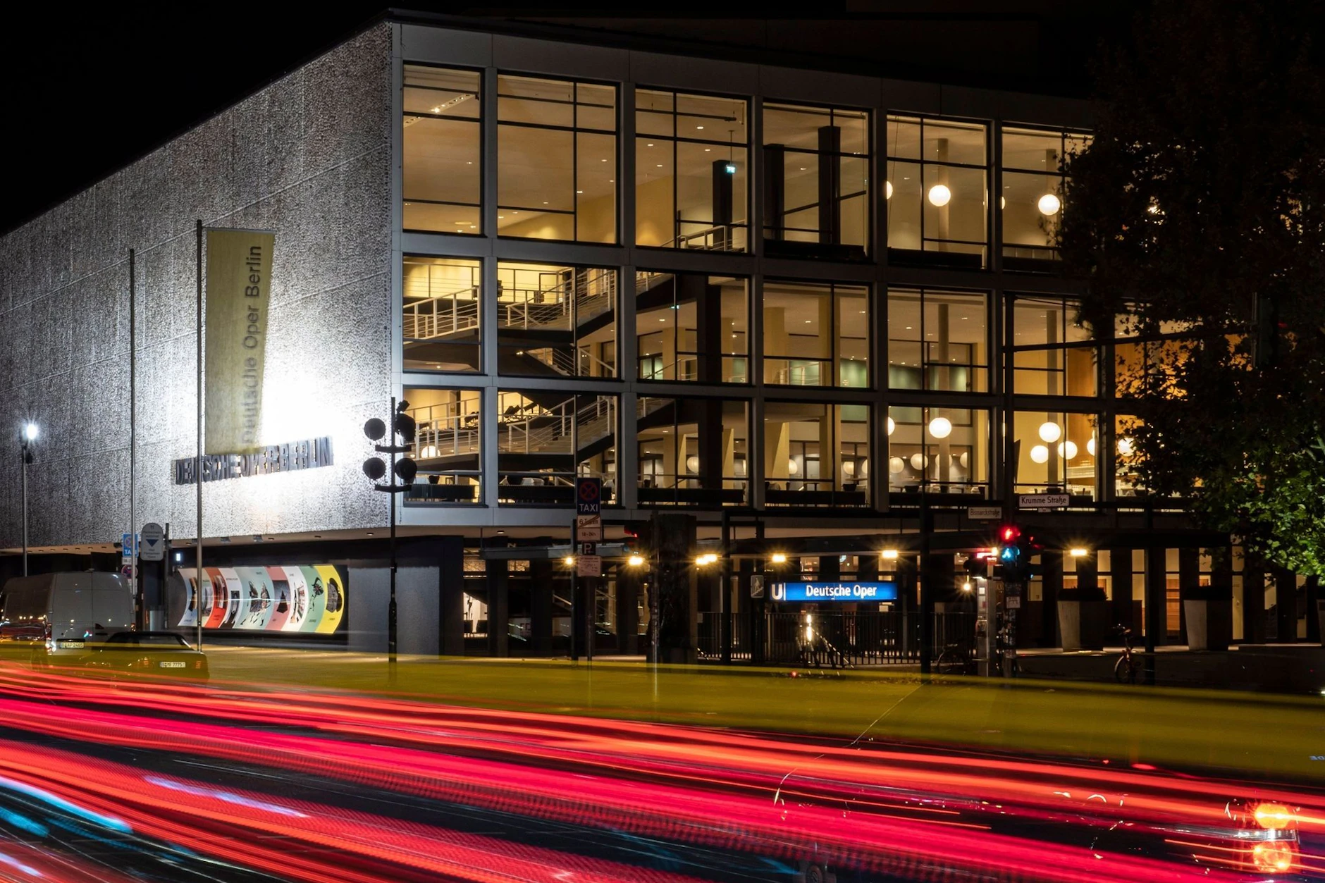 Routinelos durch die Nacht: So spielte das Orchester der Deutschen Oper ...