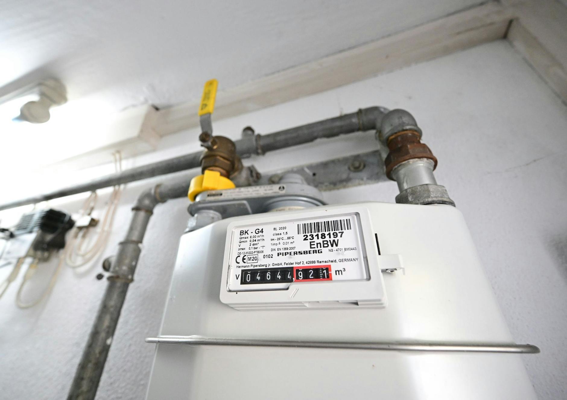 ARCHIV - Noch vor der Sommerpause soll das umstrittene Heizungsgesetz vom Bundestag verabschiedet werden.