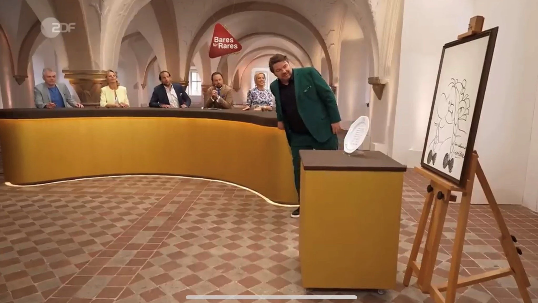 „Bares für Rares“-Händler Daniel Meyer ist begeistert von der Obelix-Skizze.