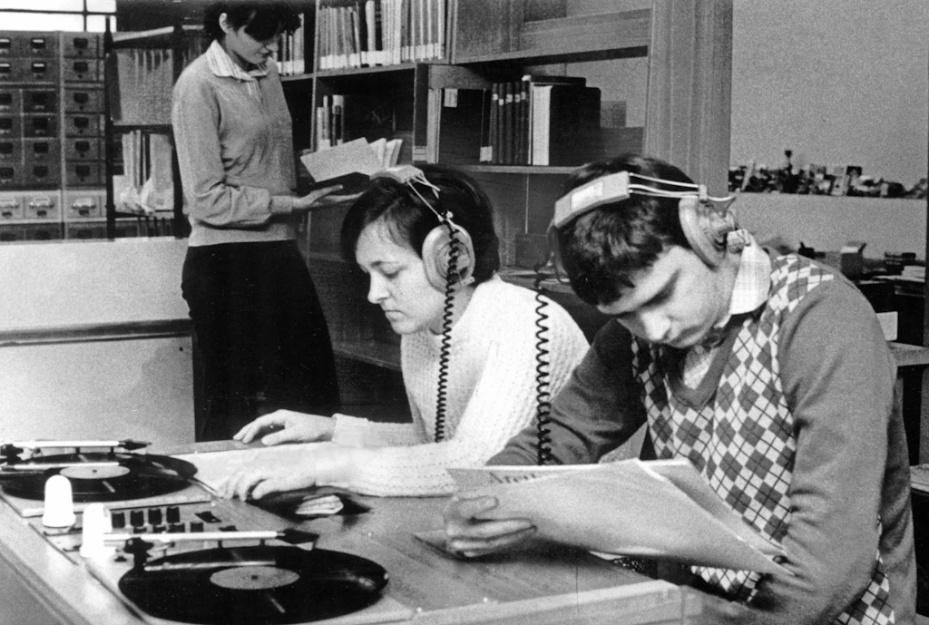 Kennen Sie „Bückware“? In der DDR gab’s DAS nur unter der Hand