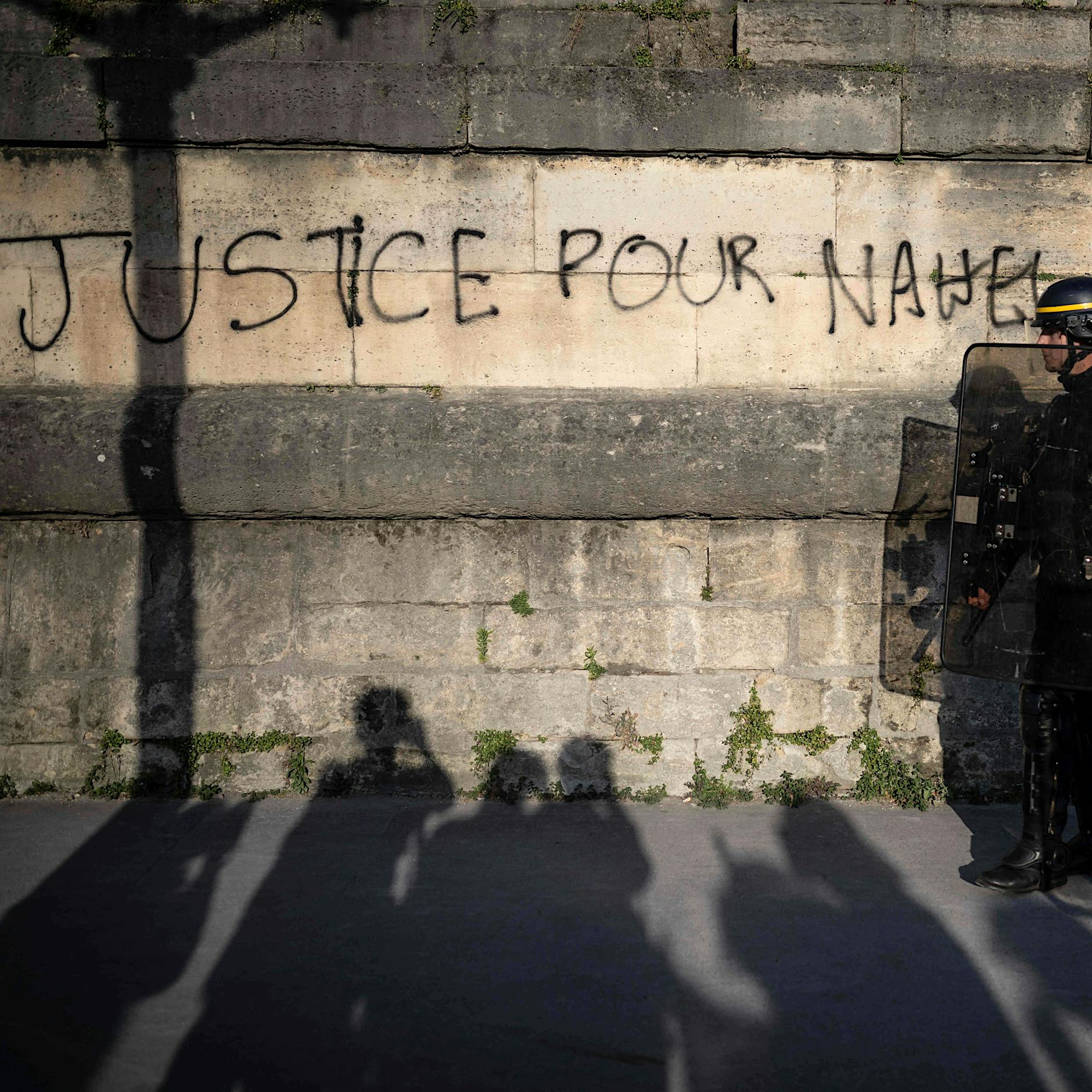 Proteste in Frankreich: Iran bittet darum, Menschenrechte zu respektieren
