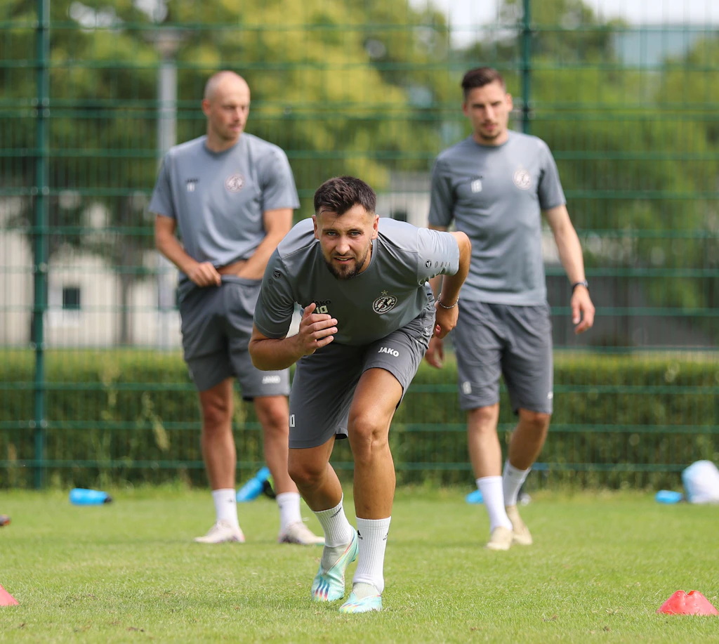 BFC Dynamo: Ein halbes Dutzend Stürmer-Tore und ein Verletzter
