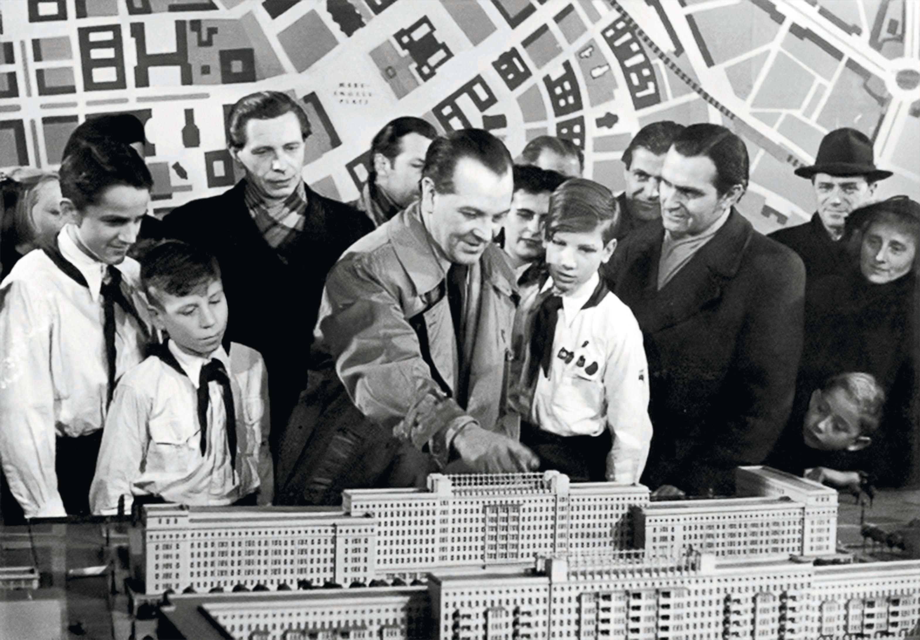 Akademie der Künste: Wie der Architekt Richard Paulick in die Nähe von NS-Größen geriet