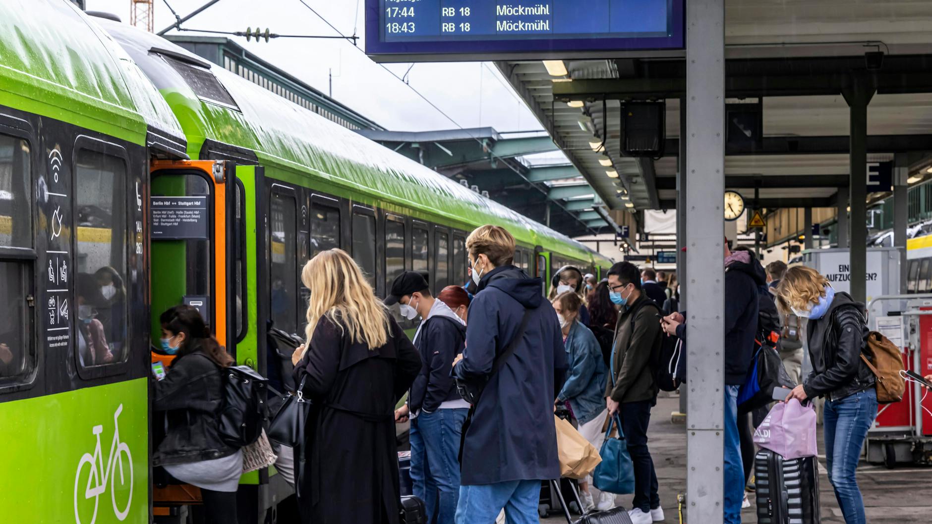 Der Flixtrain des Autors fuhr sogar - doch der wusste davon nichts und nahm stattdessen den ICE.