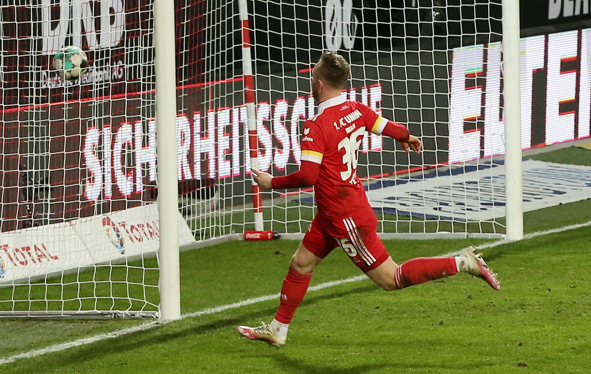 Sein wichtigster Treffer zum Trikot des 1. FC Union Berlin: Cedric Teuchert erzielt das 1:0 gegen Bayer Leverkusen.