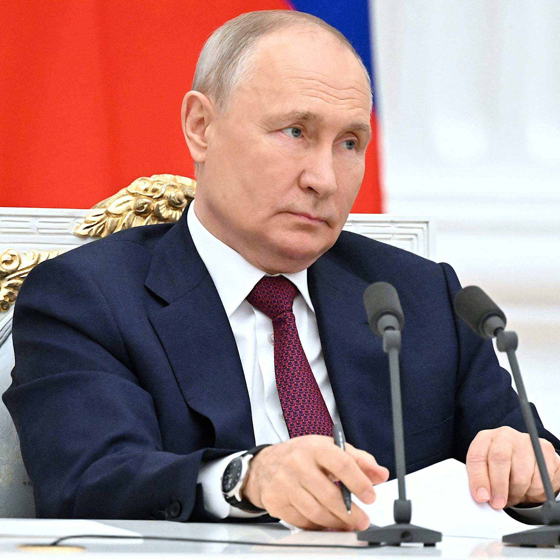 Russland in Panik: Der Rubel stürzt weiter dramatisch ab – woran liegt das?