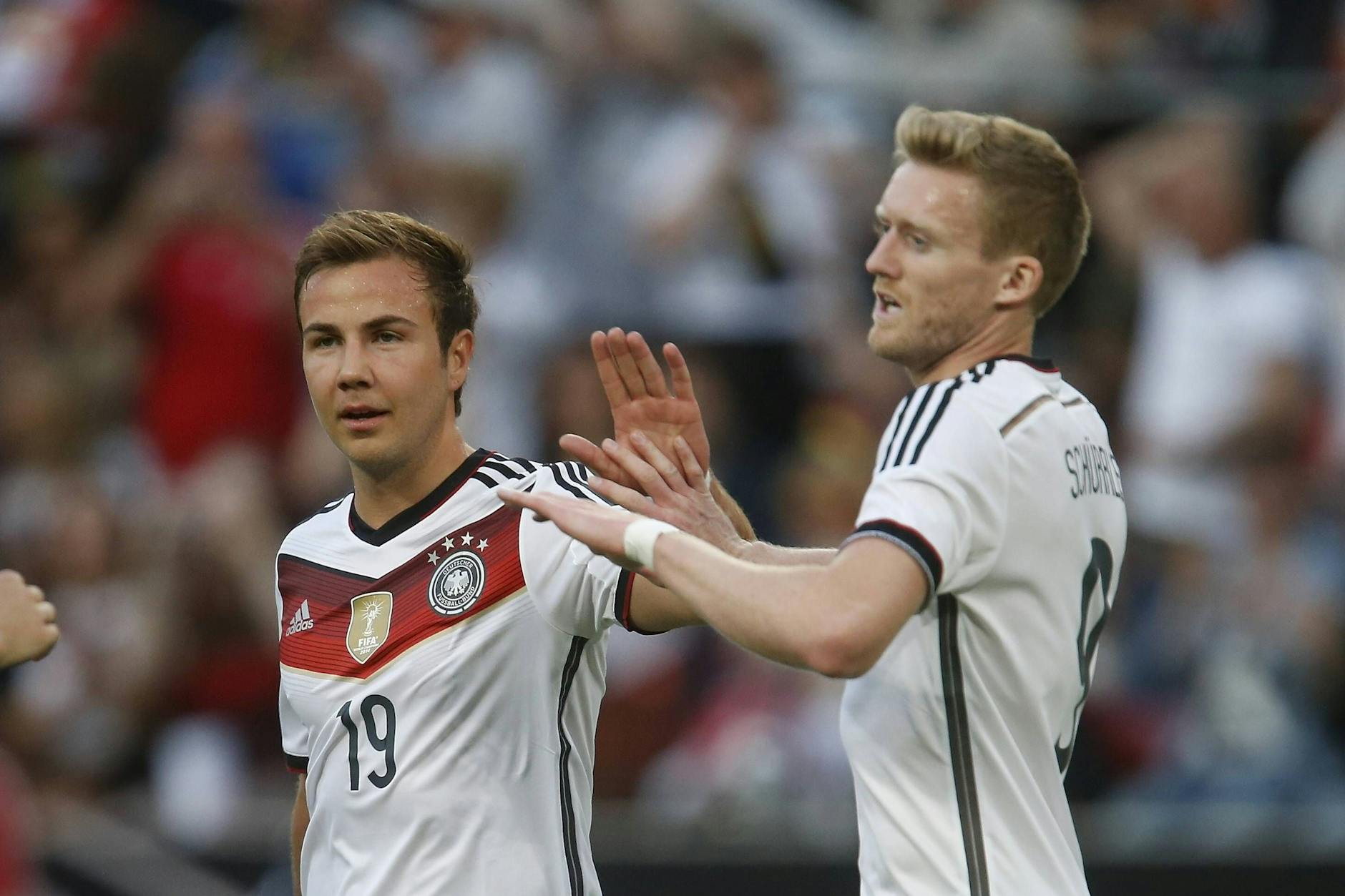 Zwei entscheidende Einwechselspieler WM-Finale 2014 gegen Argentinien: Mario Götze erzielte auf Vorlage von André Schürrle (v.l.) das 1:0-Siegtor für Deutschland.