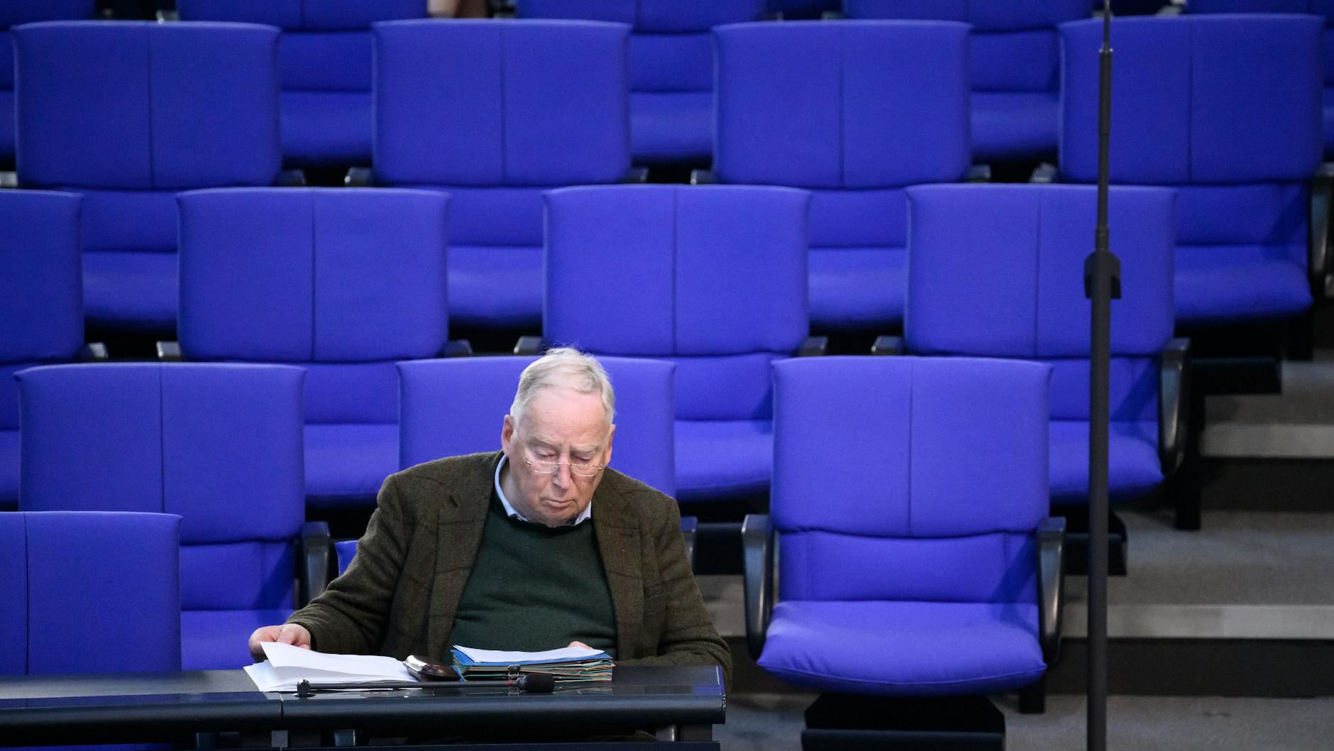 Soll die AfD einen Kanzlerkandidaten aufstellen? Alexander Gauland, hier bei einer Plenarsitzung im Bundestag, ist skeptisch.