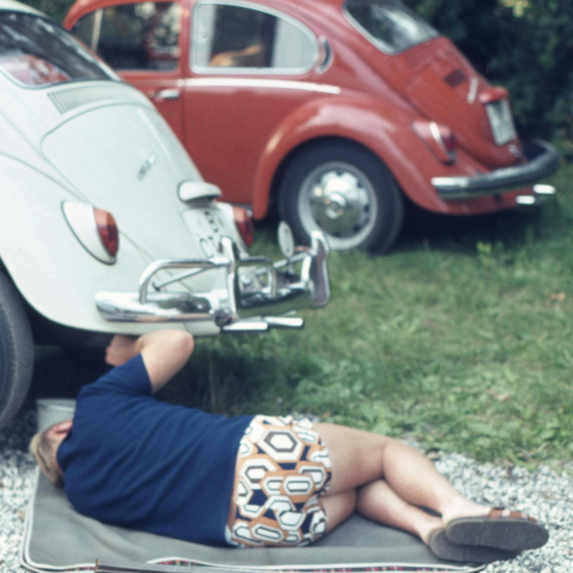 Politikaversion und Politikverdrossenheit: Die gesellschaftliche Mitte wird zerfressen